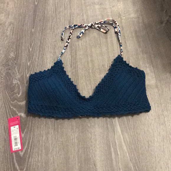 Xhilaration Crochet Bikini Top - Picture 1 of 2